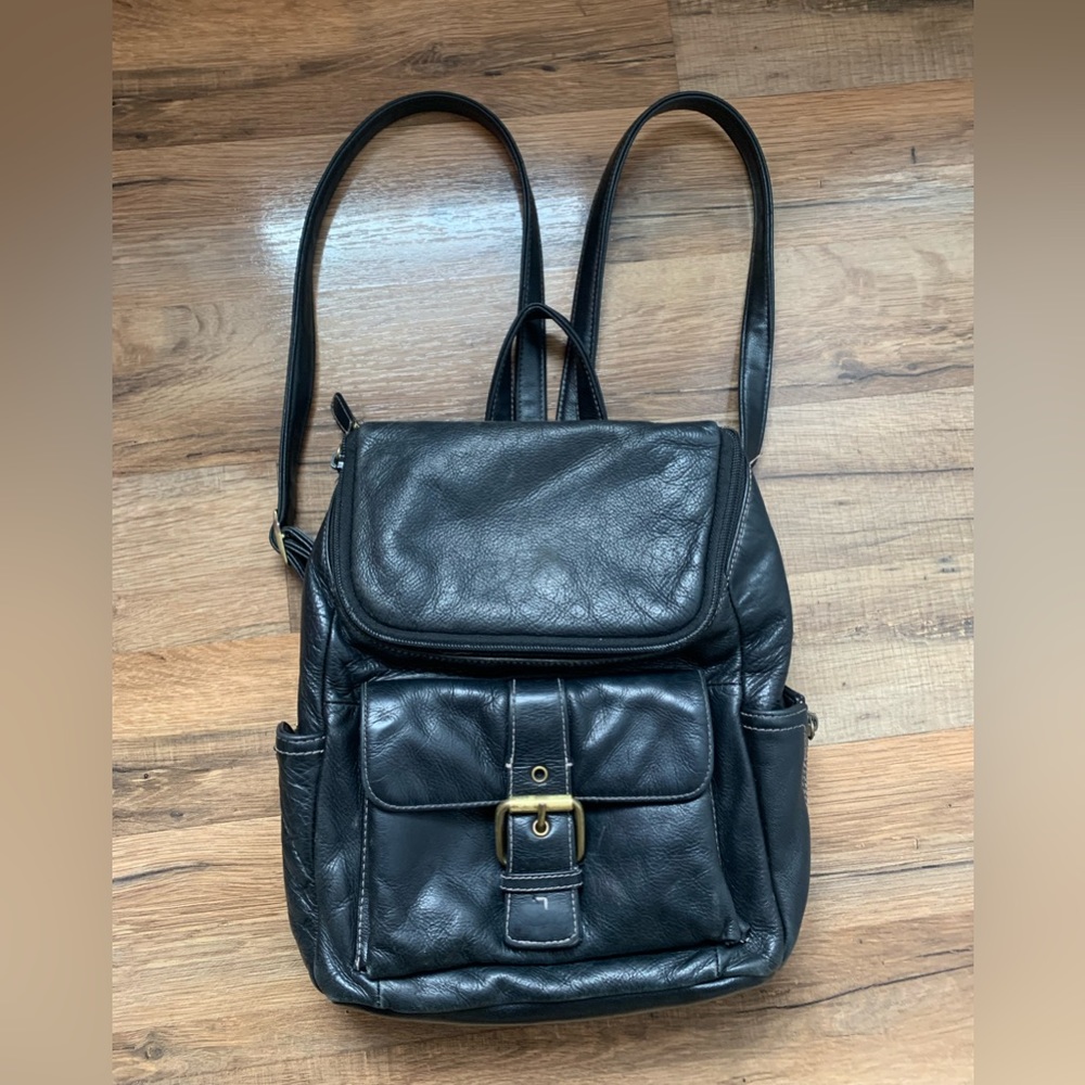 🔥😎Soft Leather Mini Backpack Bag  Bass G.H. Bass &Co. Nice soft leather bag